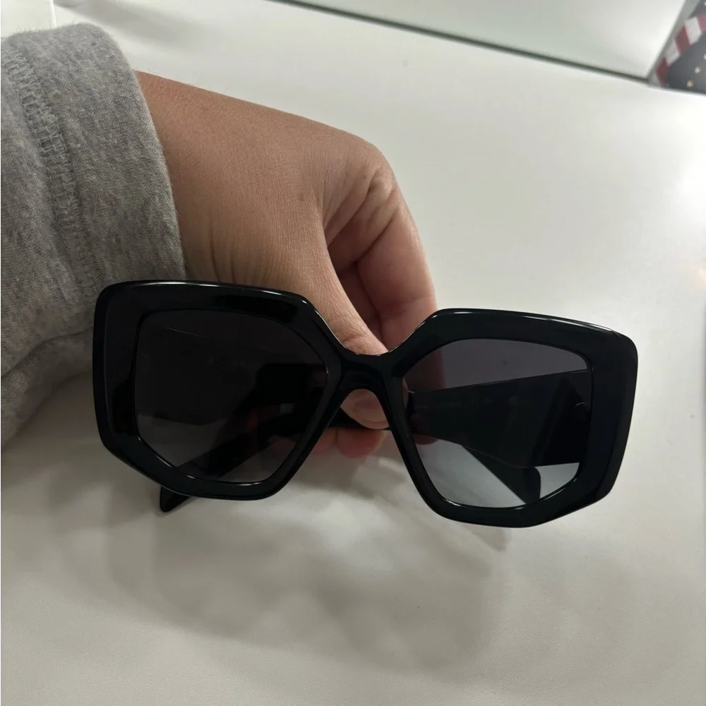 Prada Black Women's Sunglasses NEVER WORN